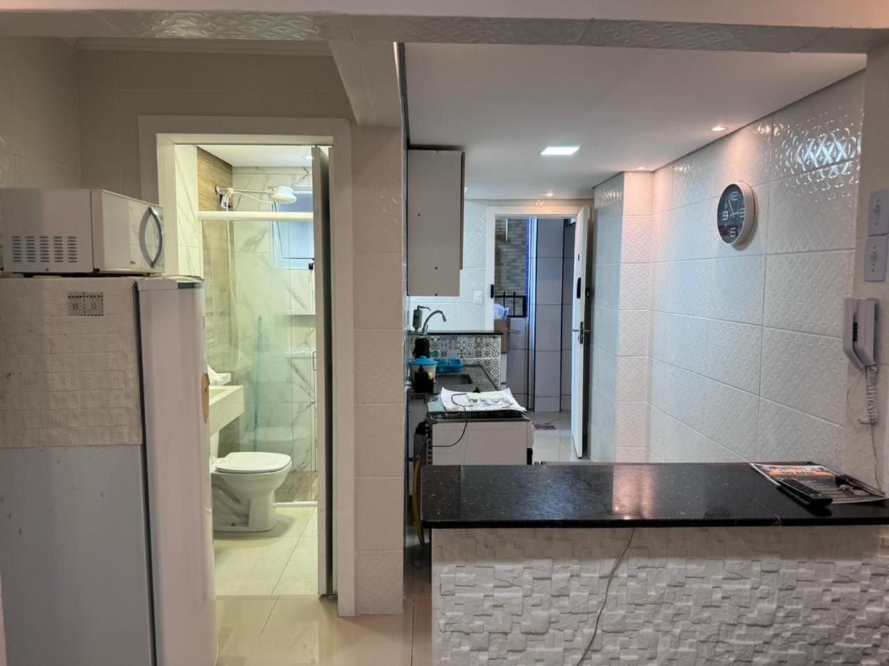 Apartamento Estudio Em Predio Frente Ao Mar Praia Grande (Santos)