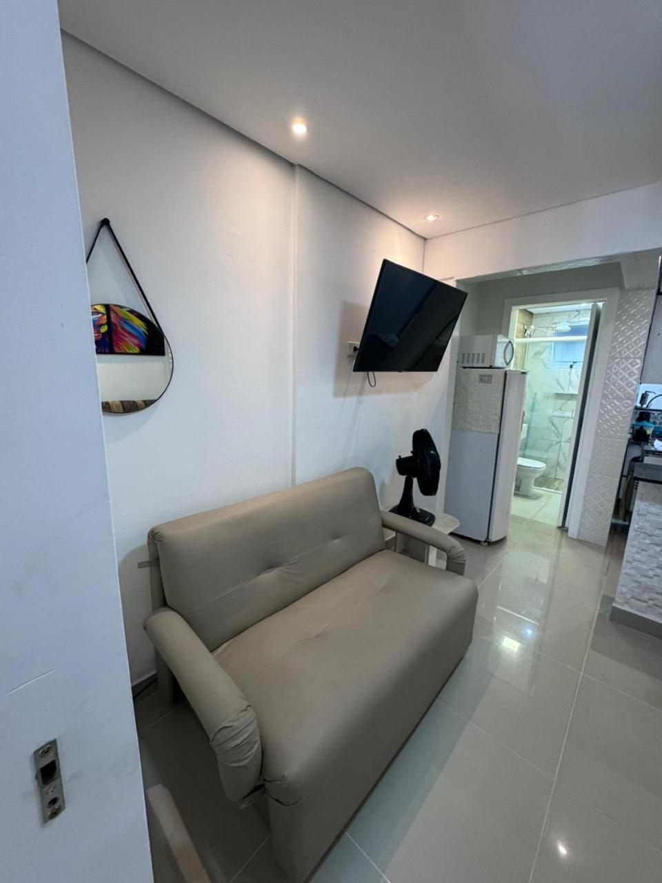 Estudio Em Predio Frente Ao Mar * Praia Grande (Santos)