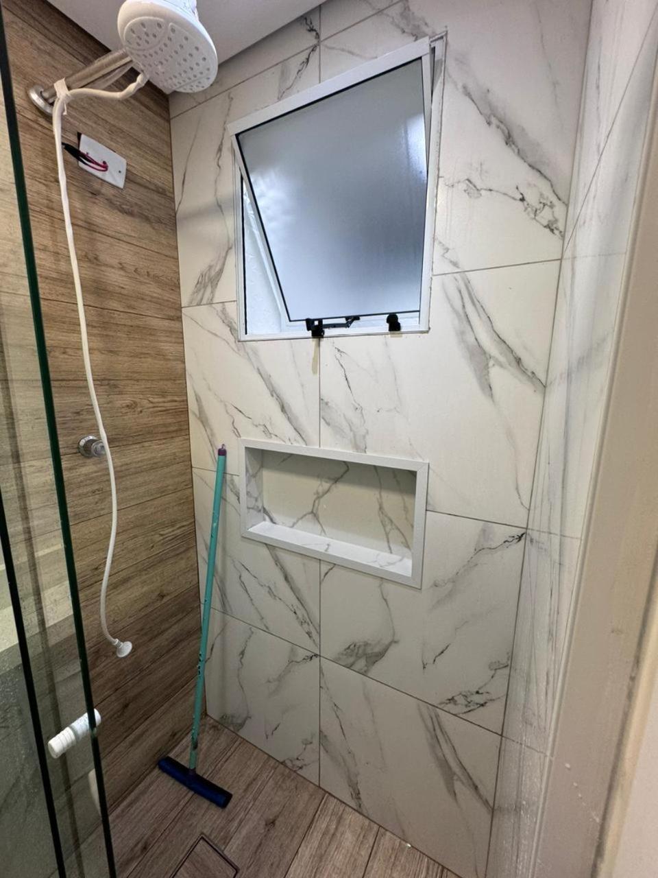 Estudio Em Predio Frente Ao Mar Apartamento